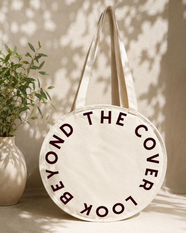 Look Beyond the Cover · Circle Tote