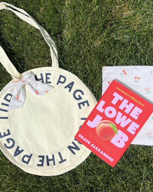 Turn the Page · Circle Tote
